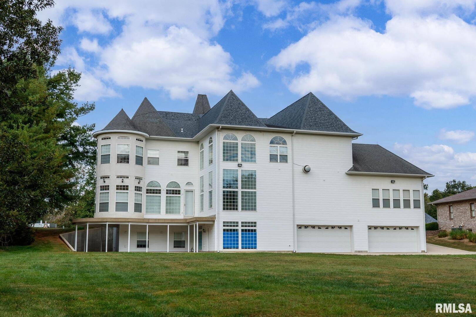 main property photo 70