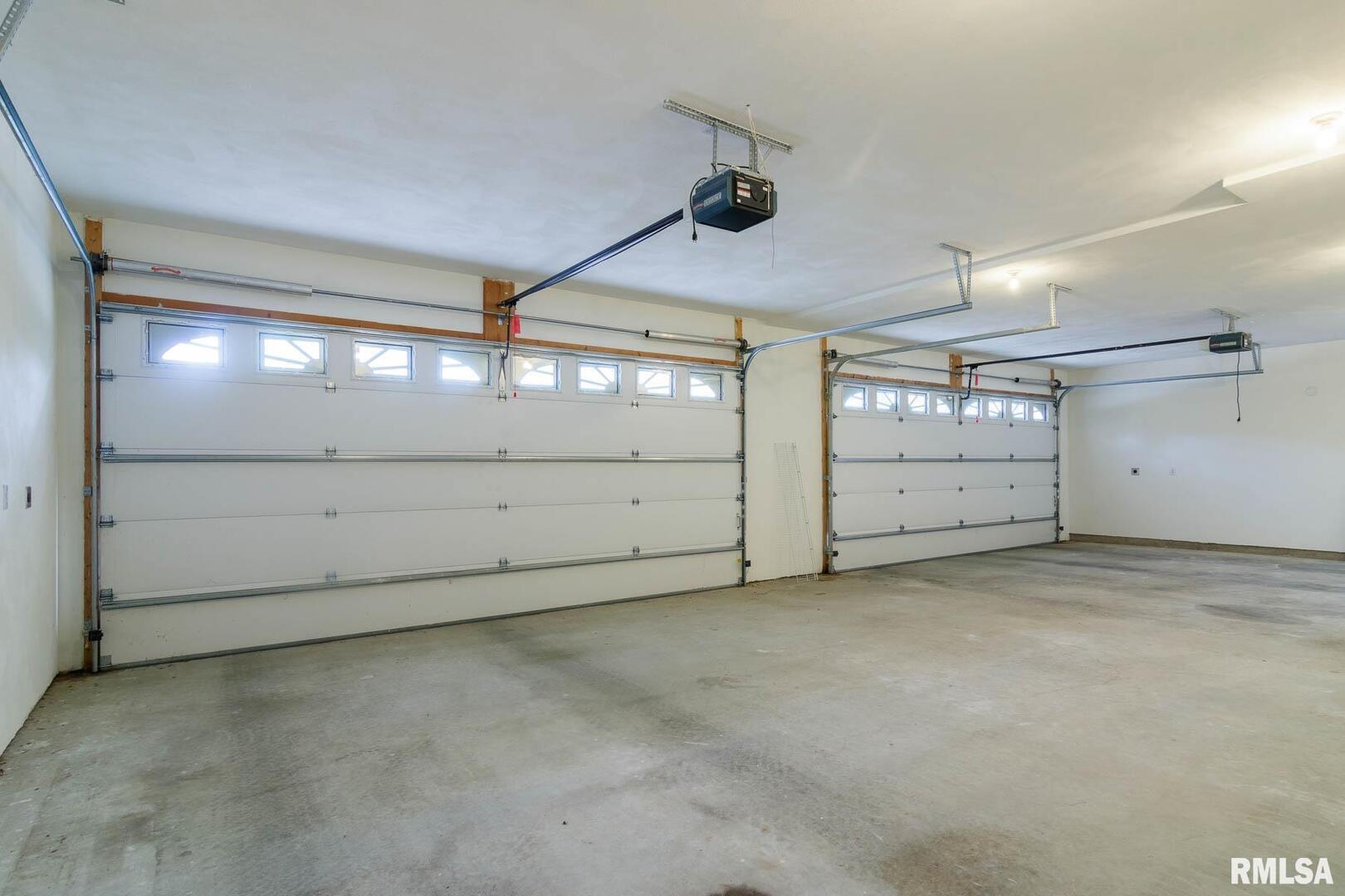 main property photo 75