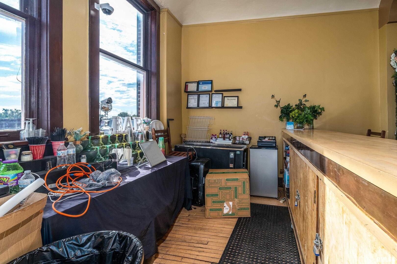 main property photo 18