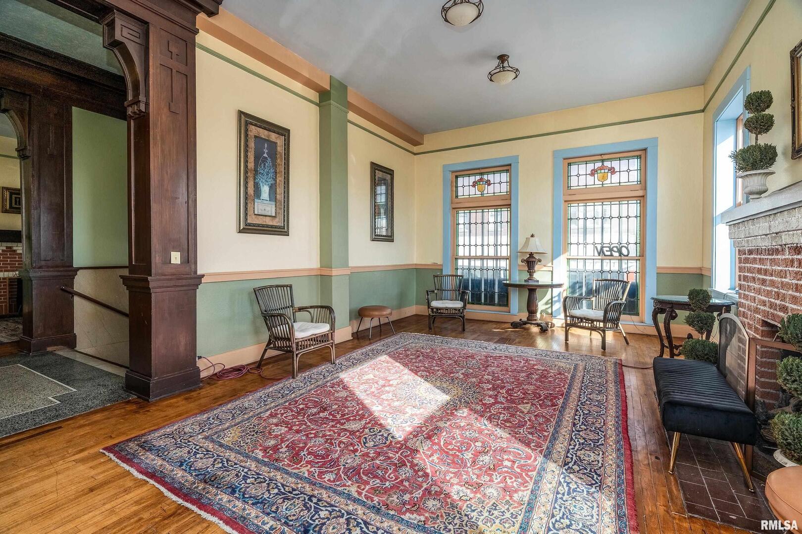 main property photo 5