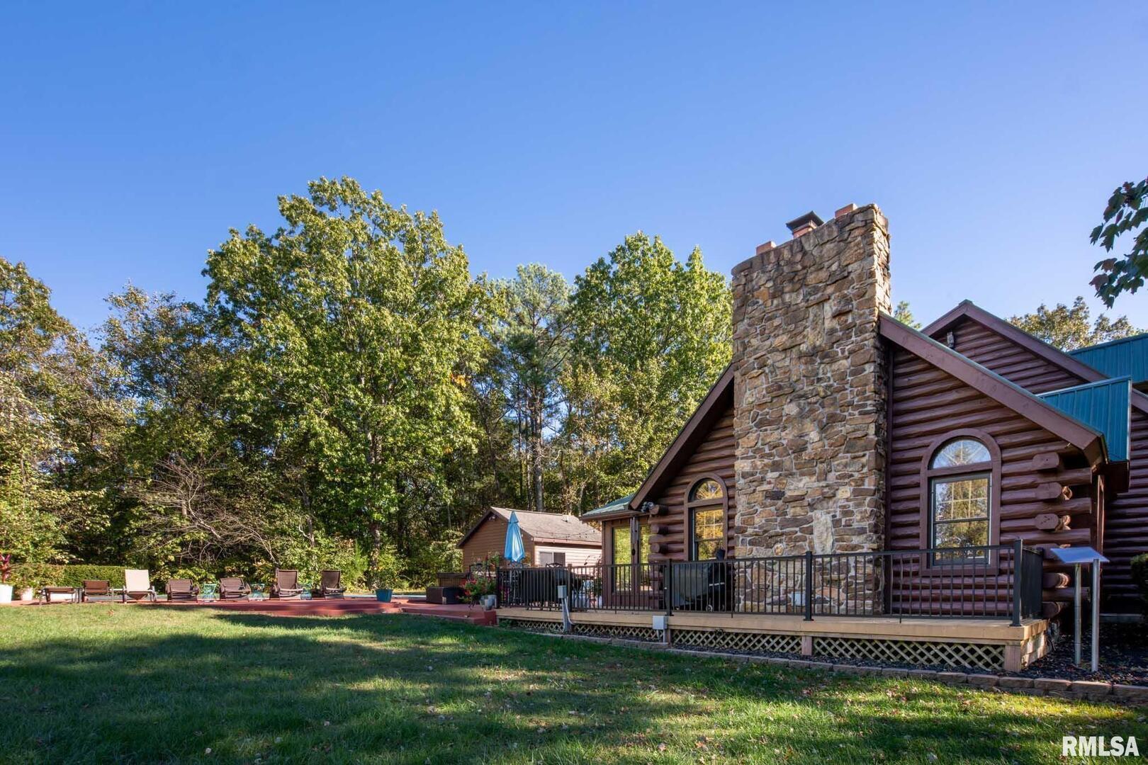 main property photo 32