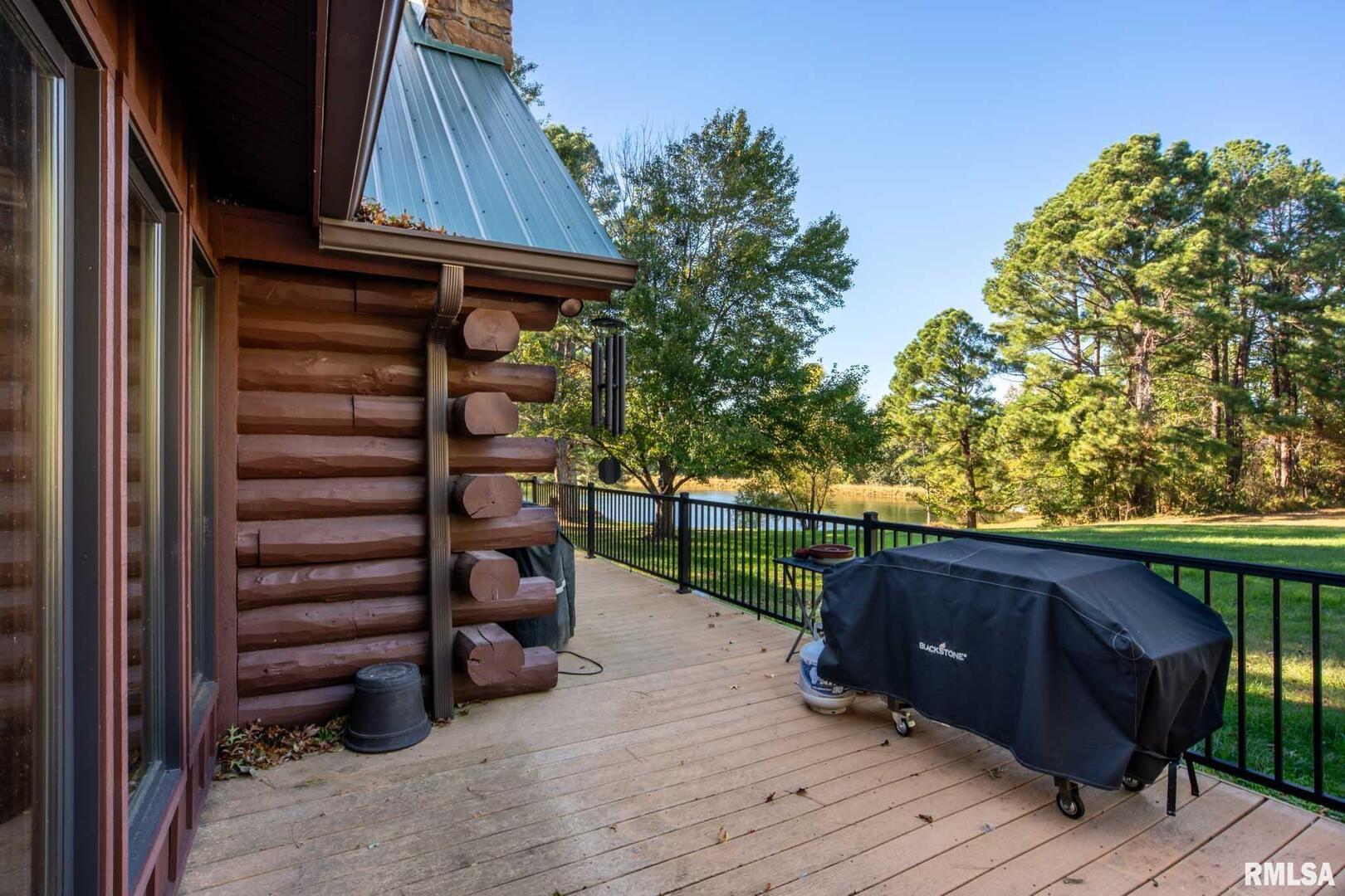 main property photo 34