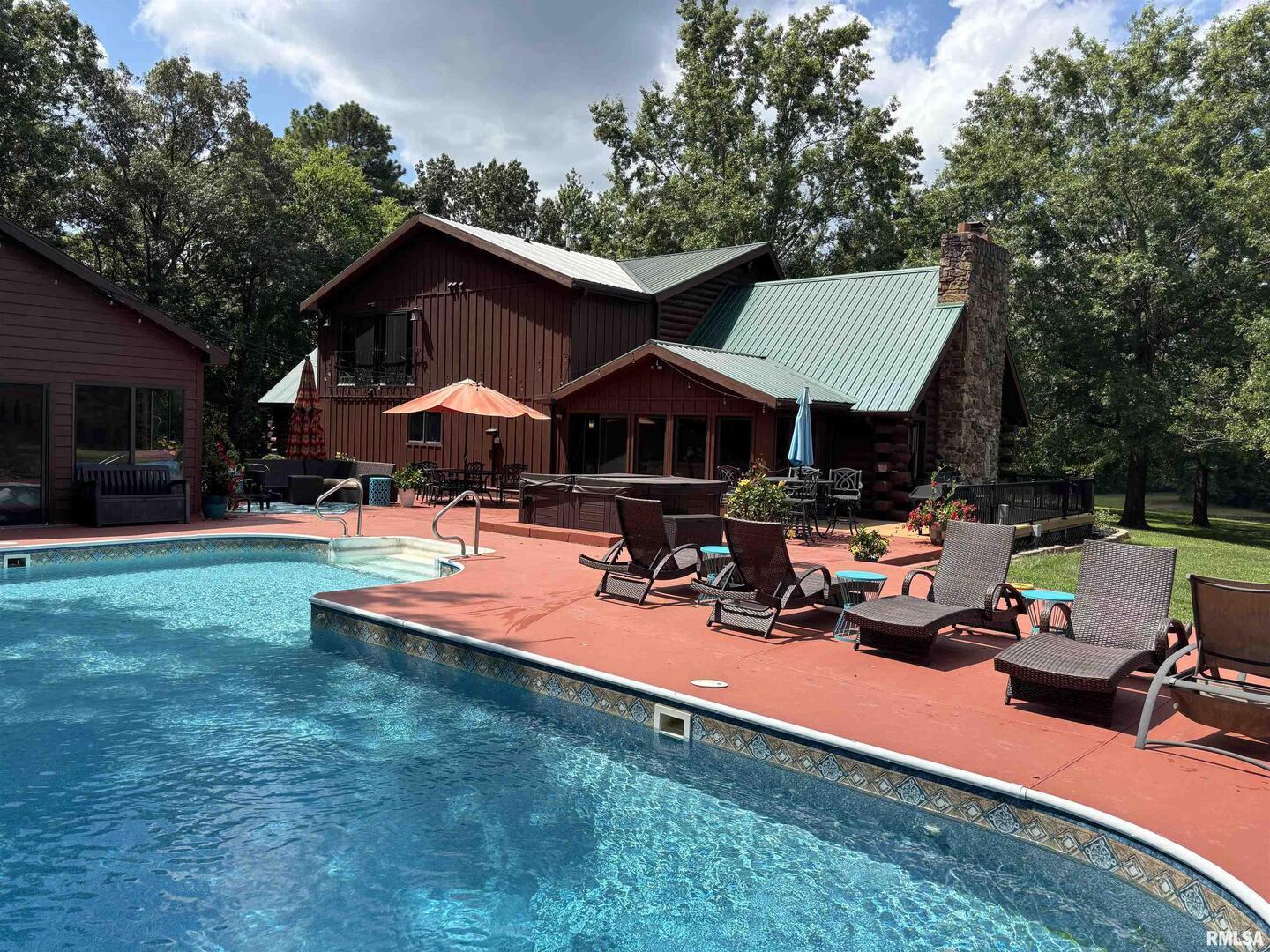 main property photo 60