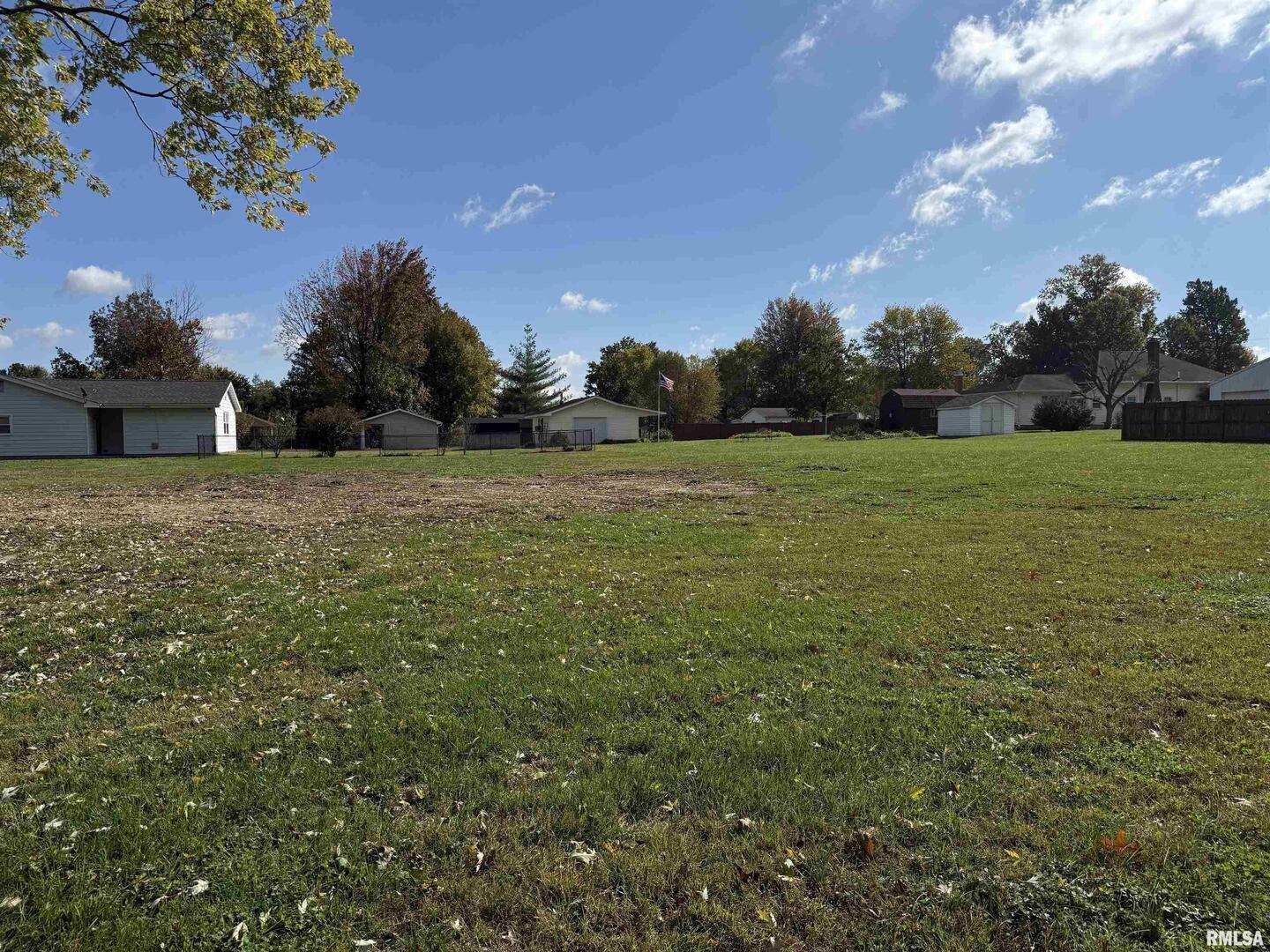 main property photo 24