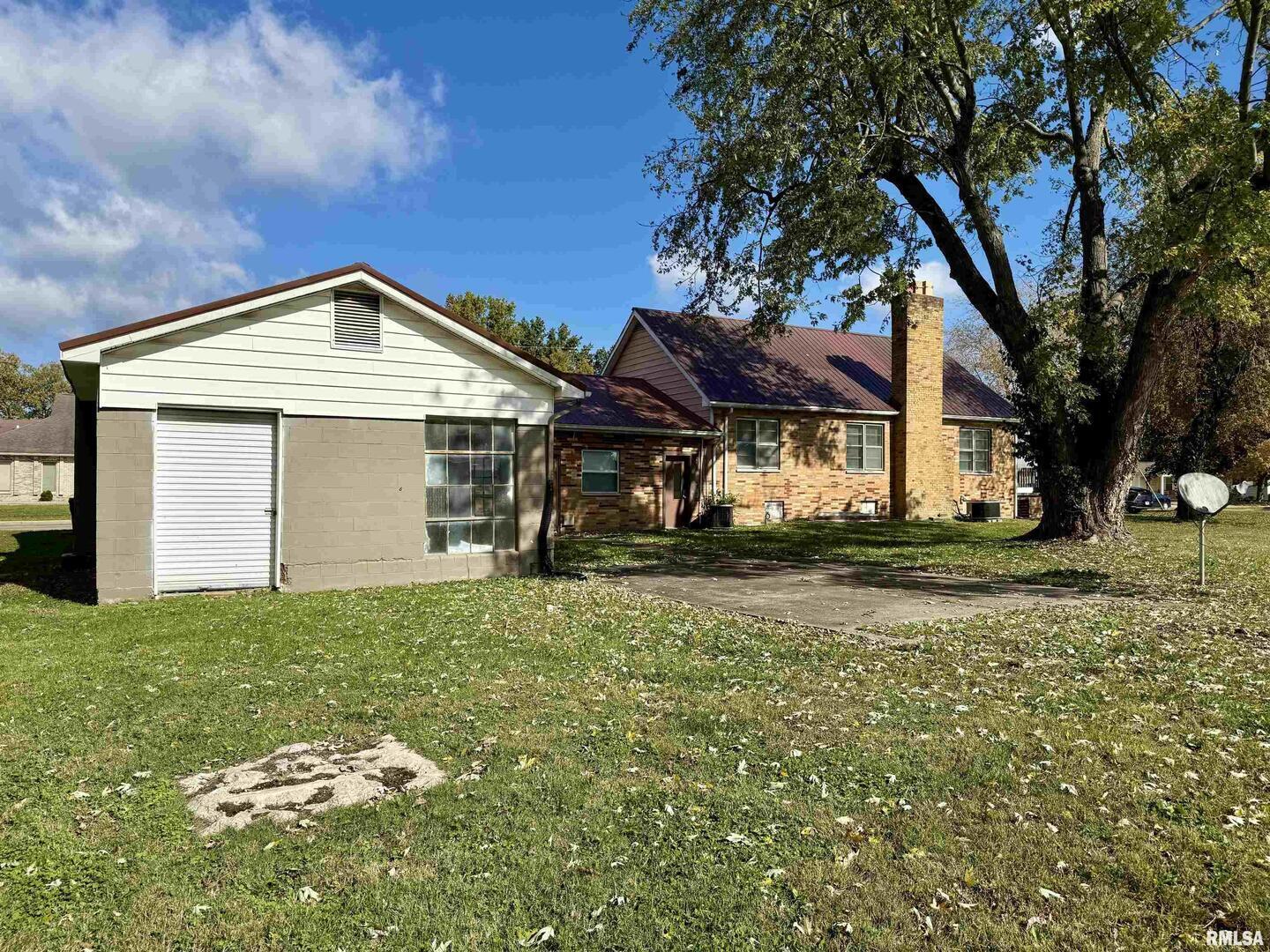 main property photo 25