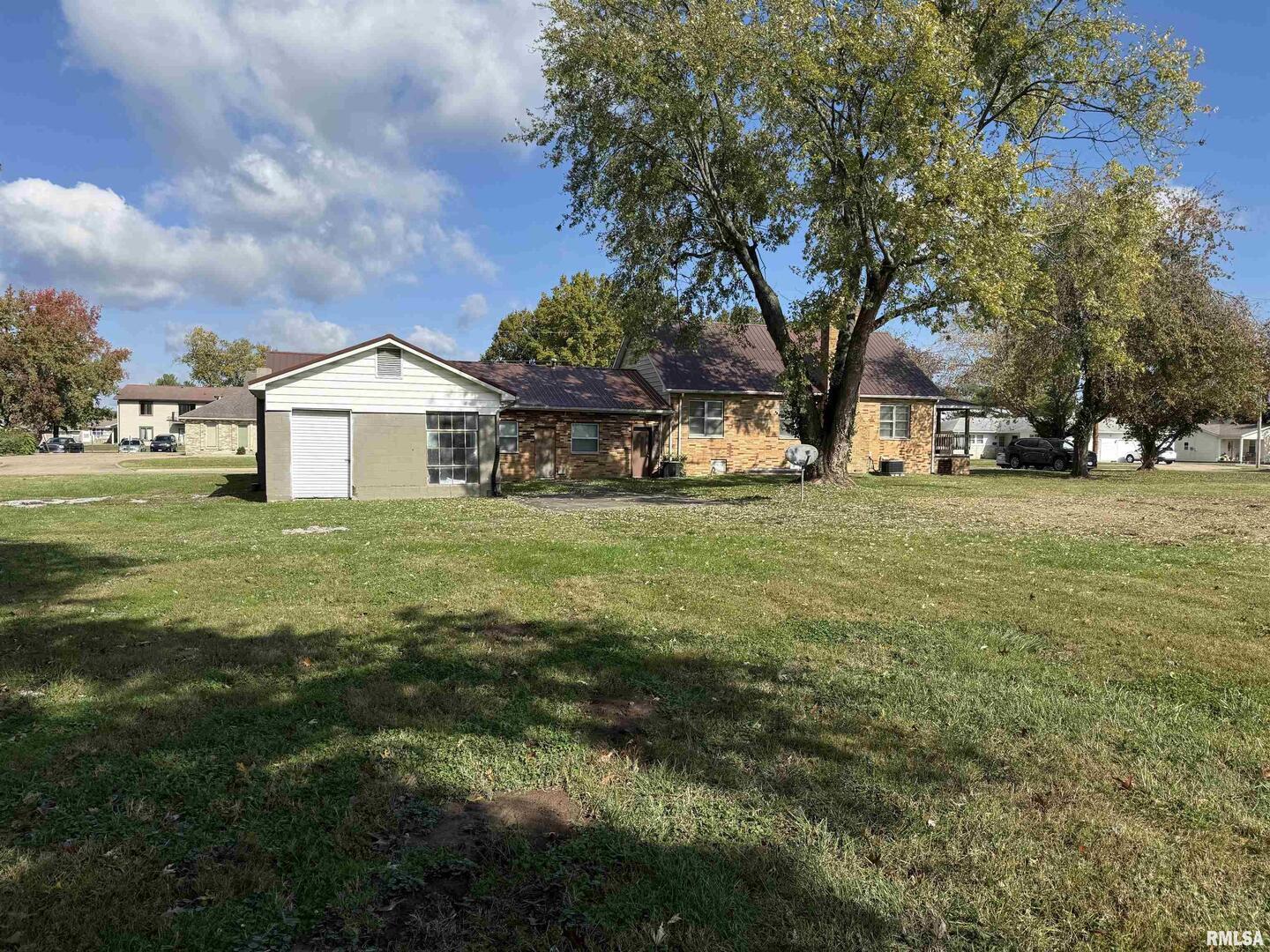 main property photo 27
