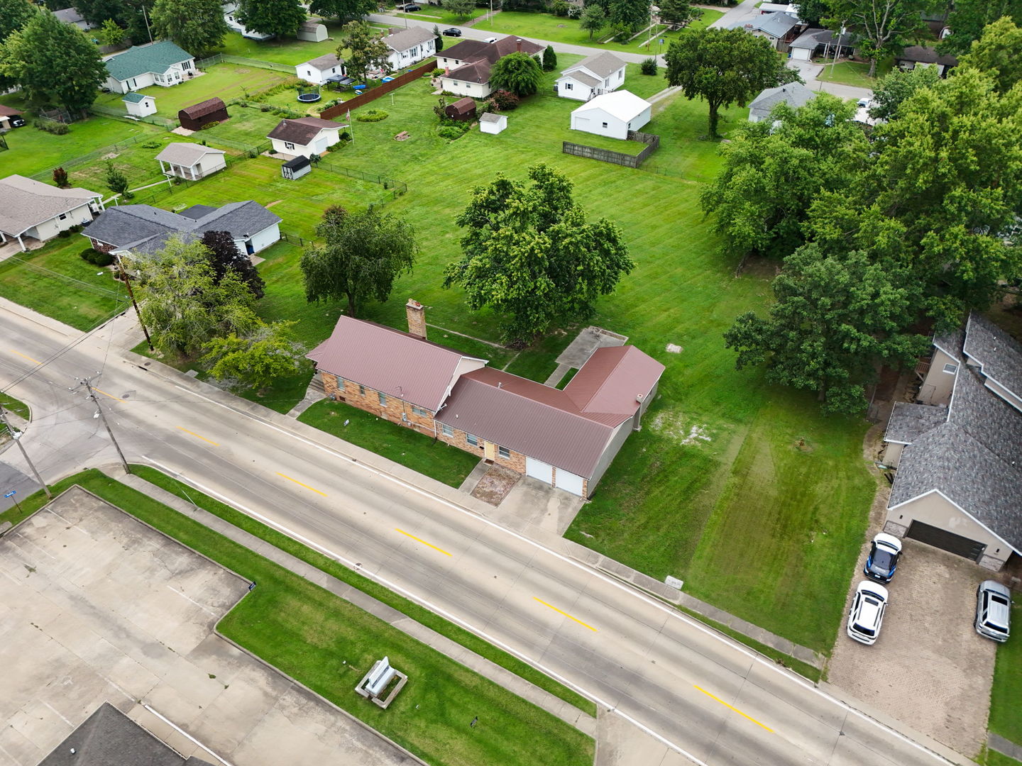 main property photo 38