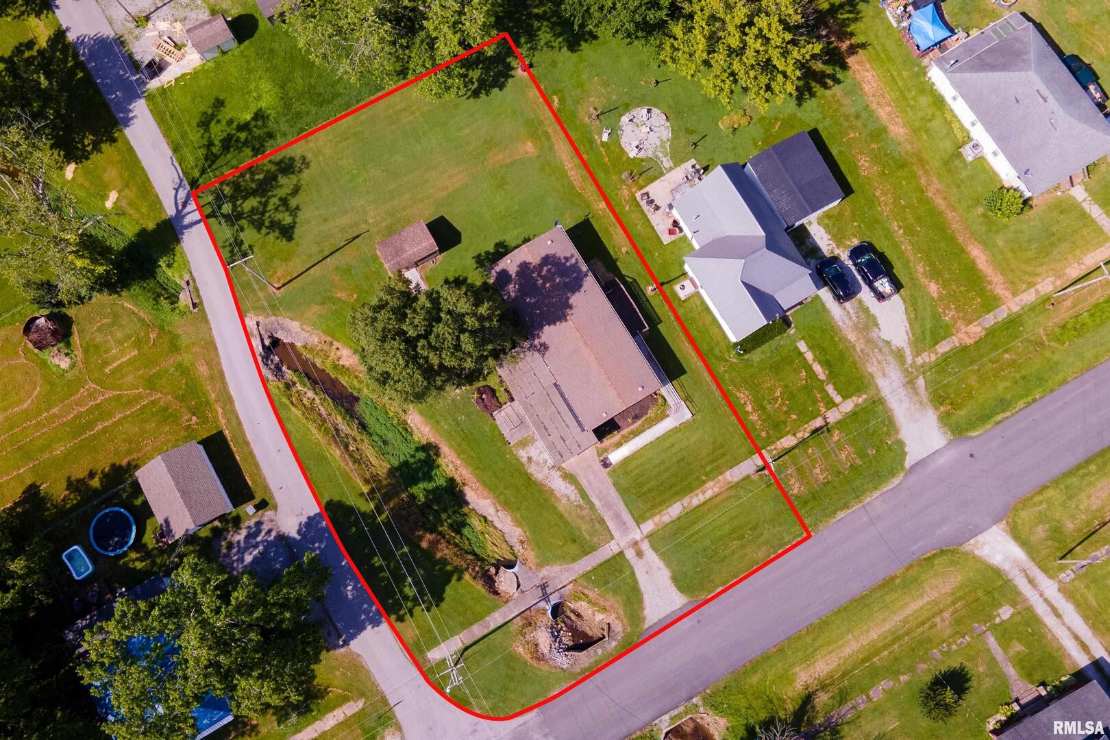 main property photo 29