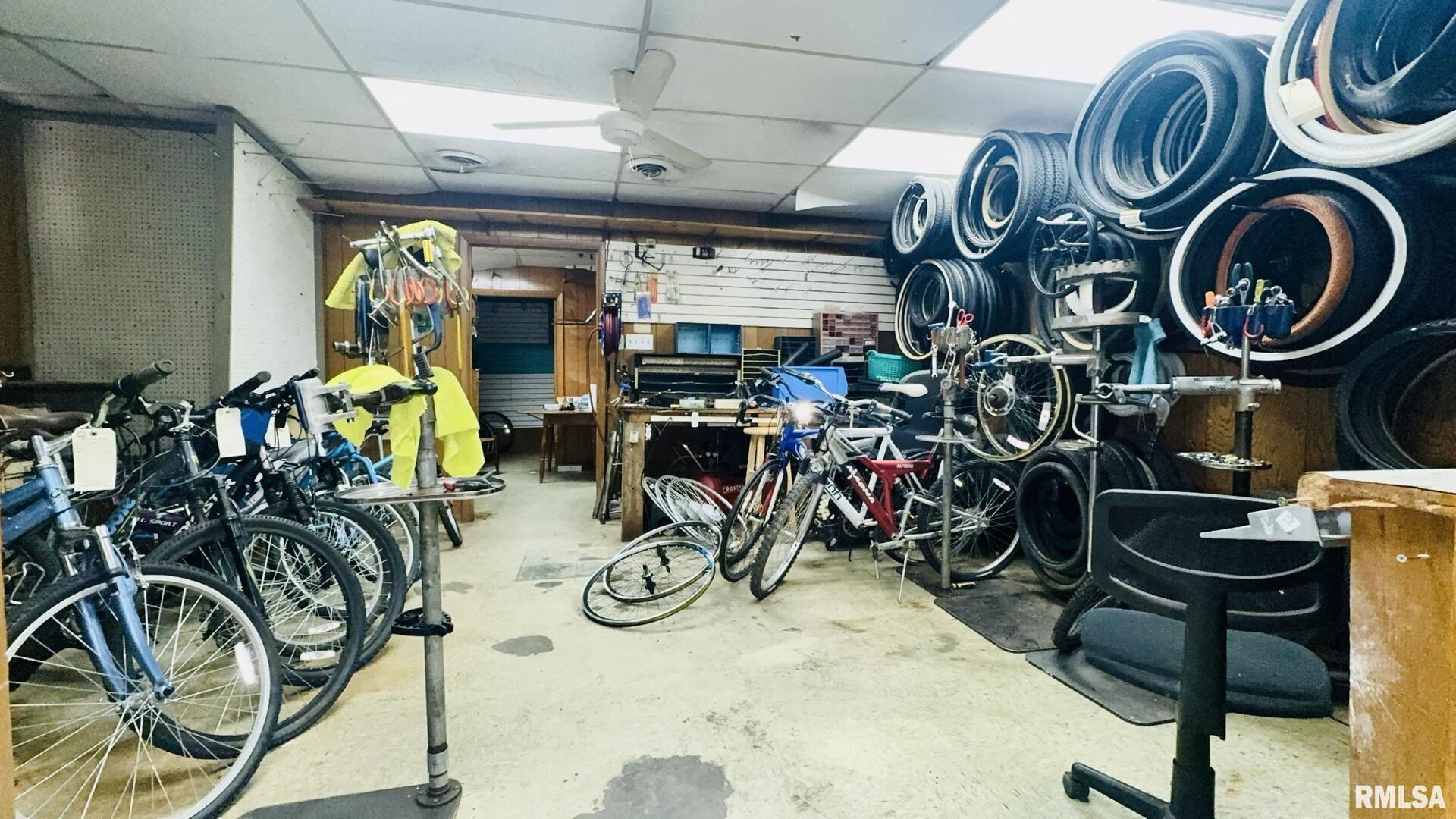 main property photo 9