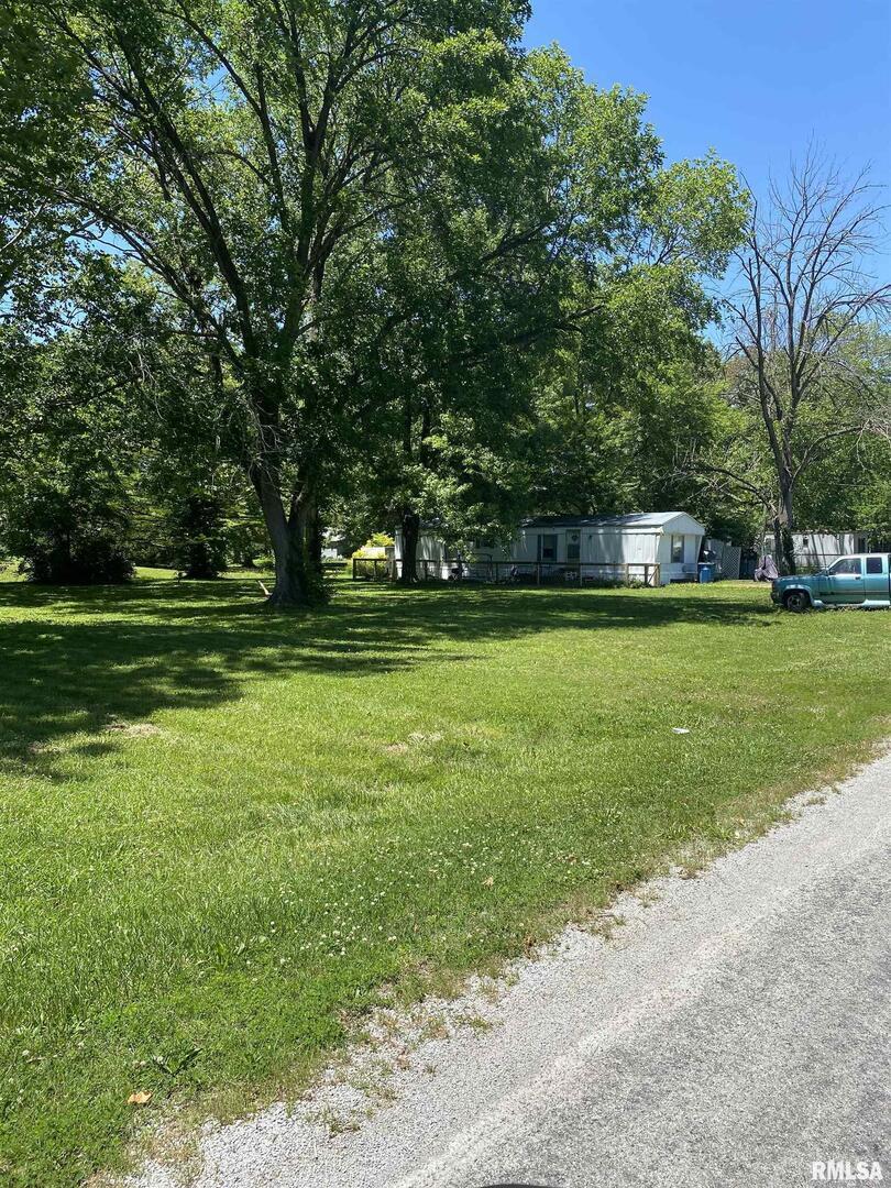 main property photo 8