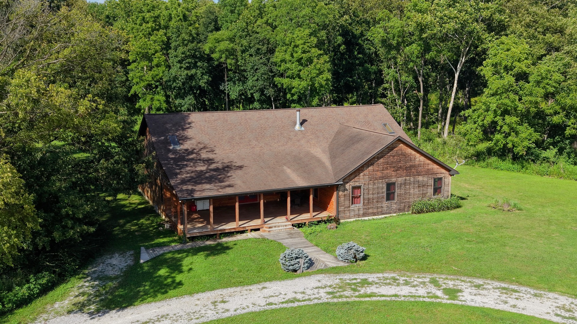 main property photo 2