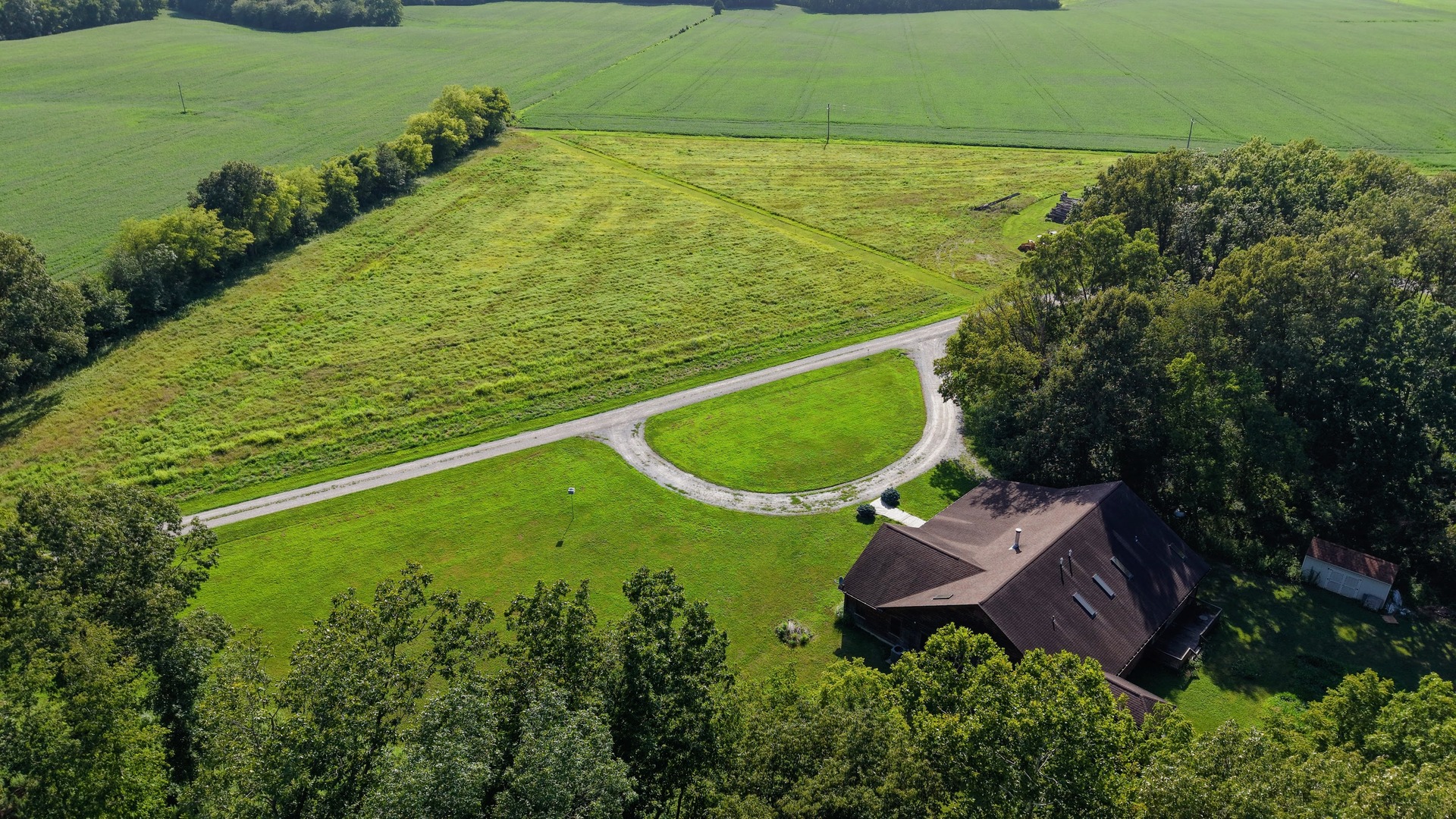 main property photo 29