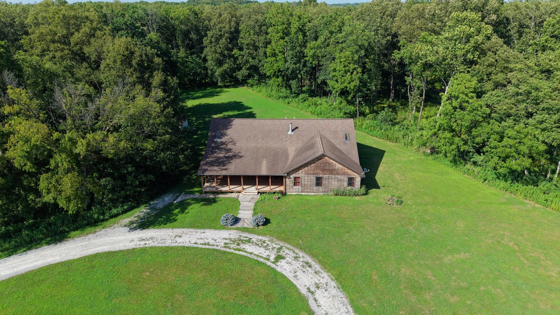 main property photo 30