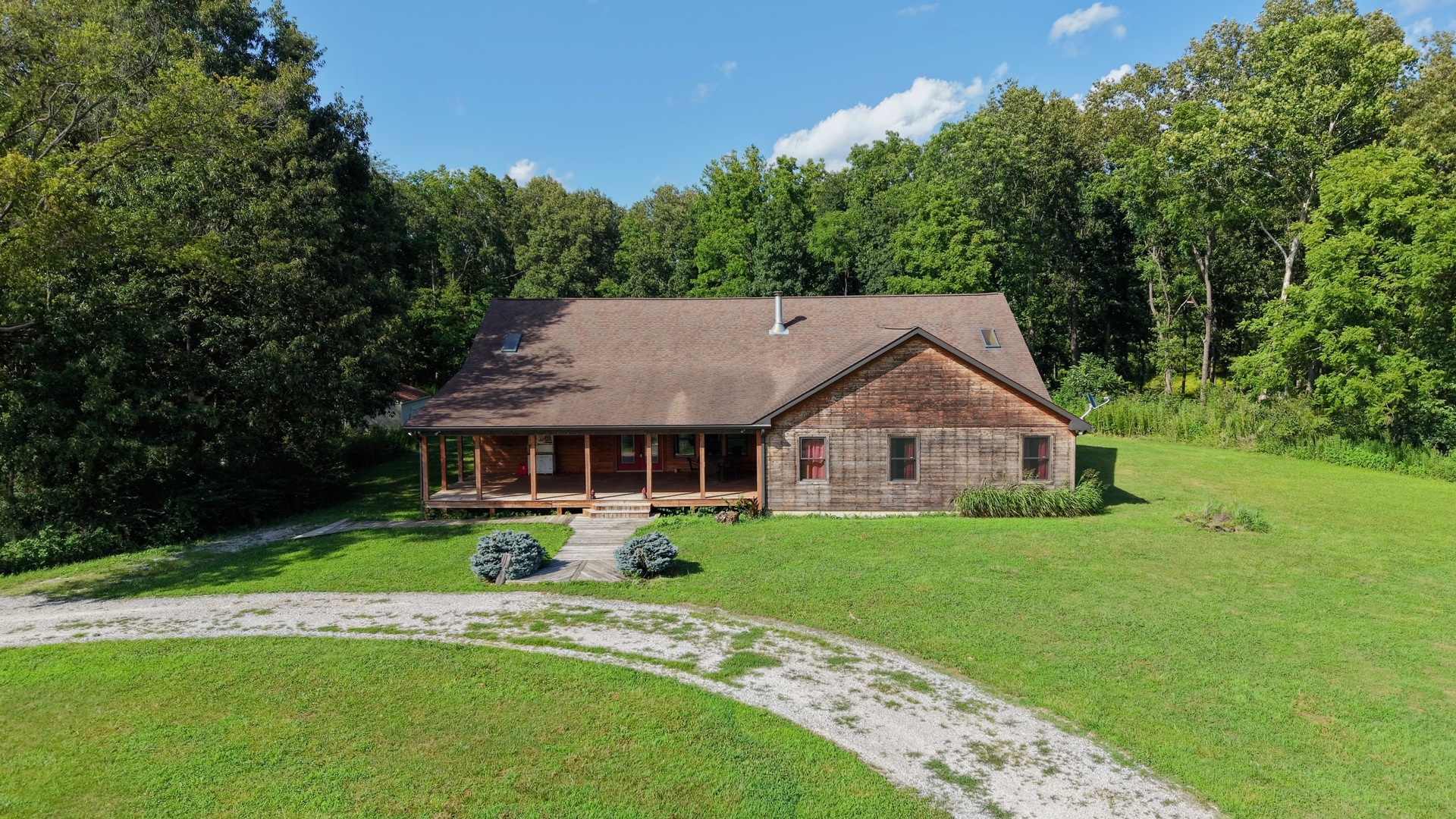 main property photo 31