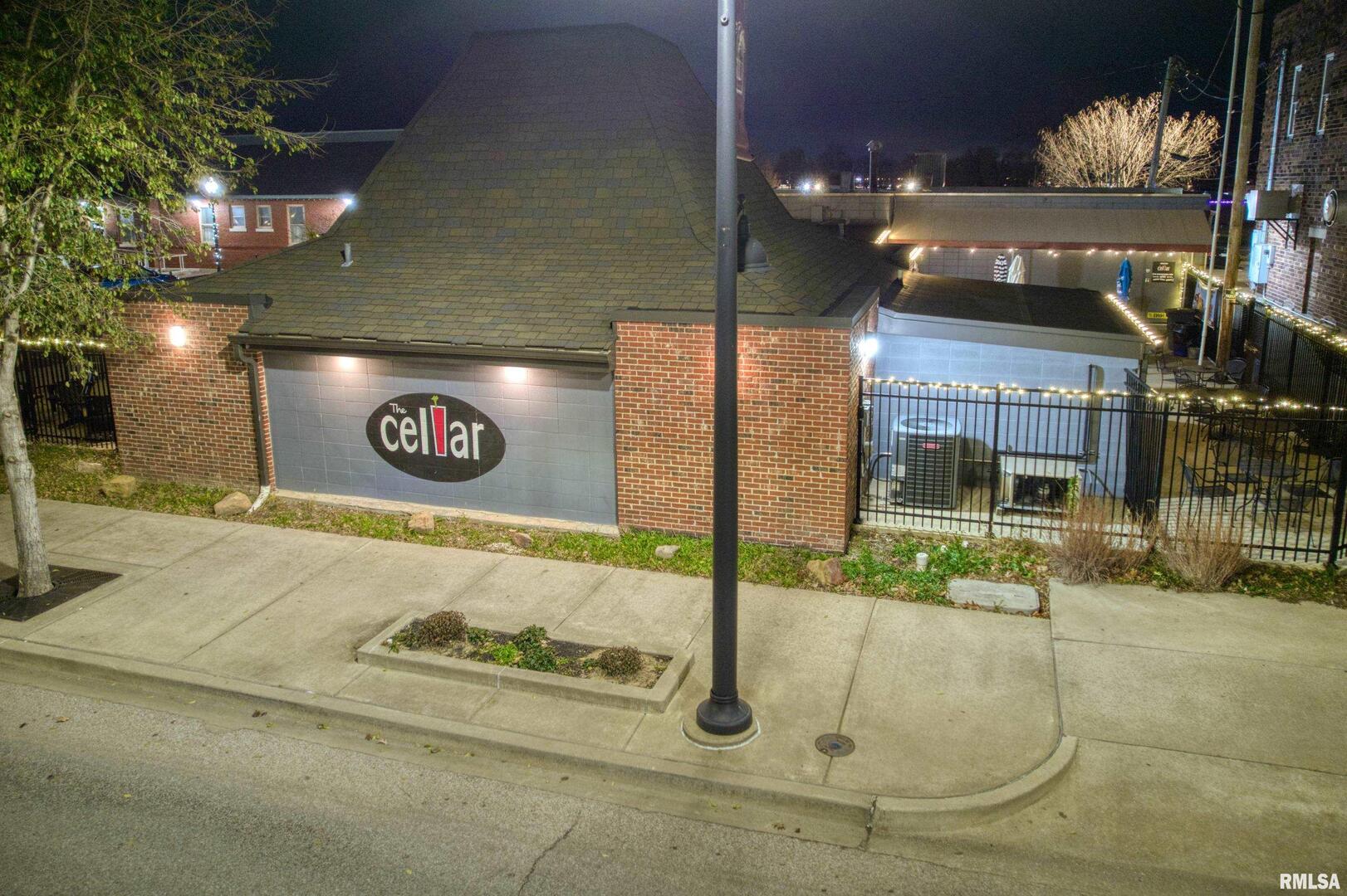 main property photo 10