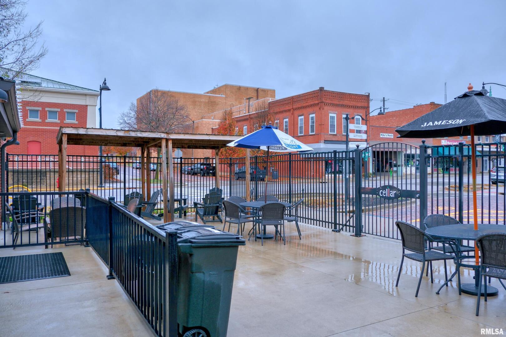 main property photo 33
