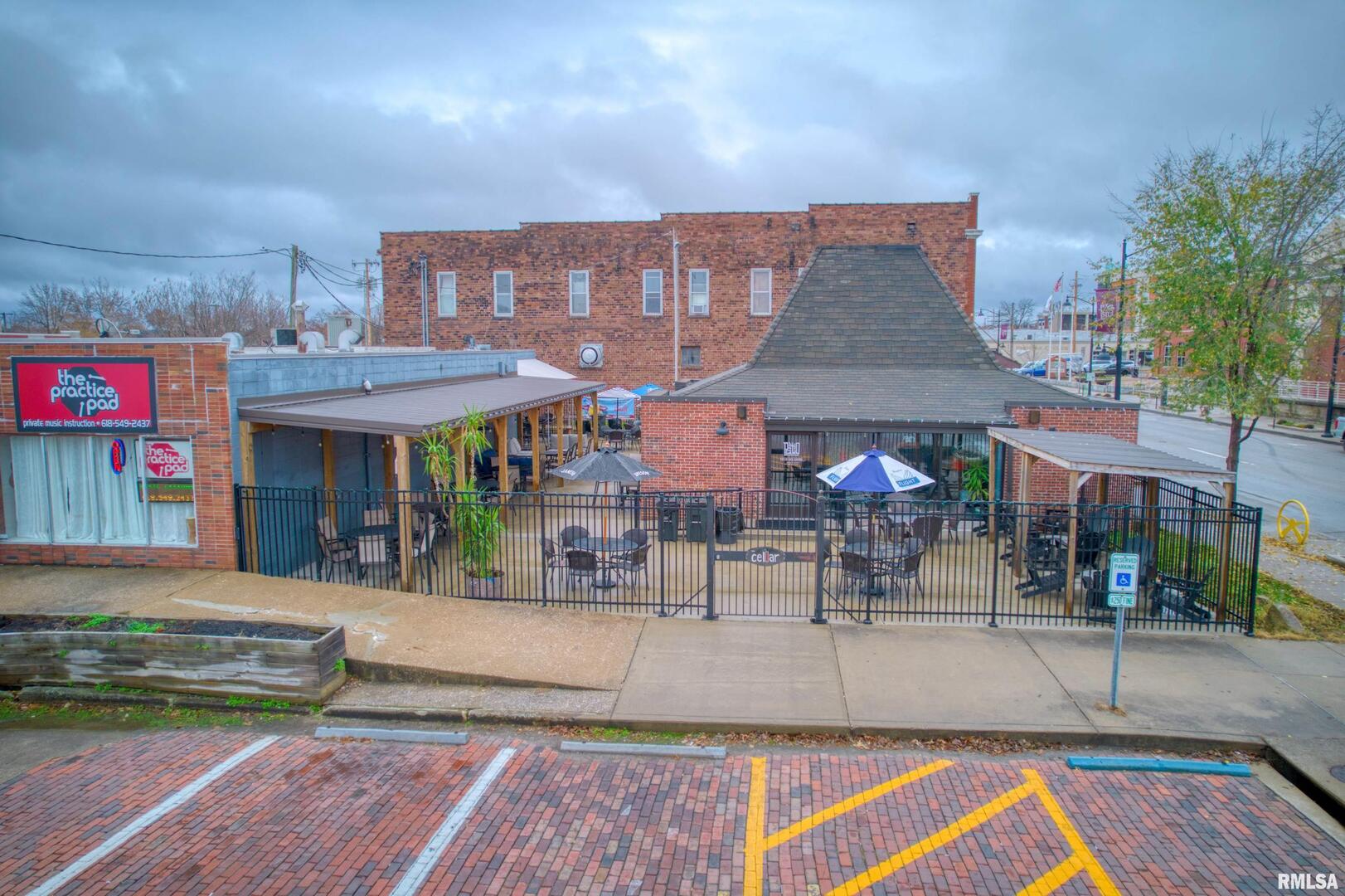main property photo 50