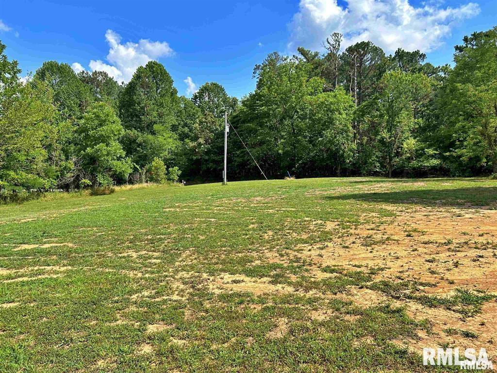 main property photo 37