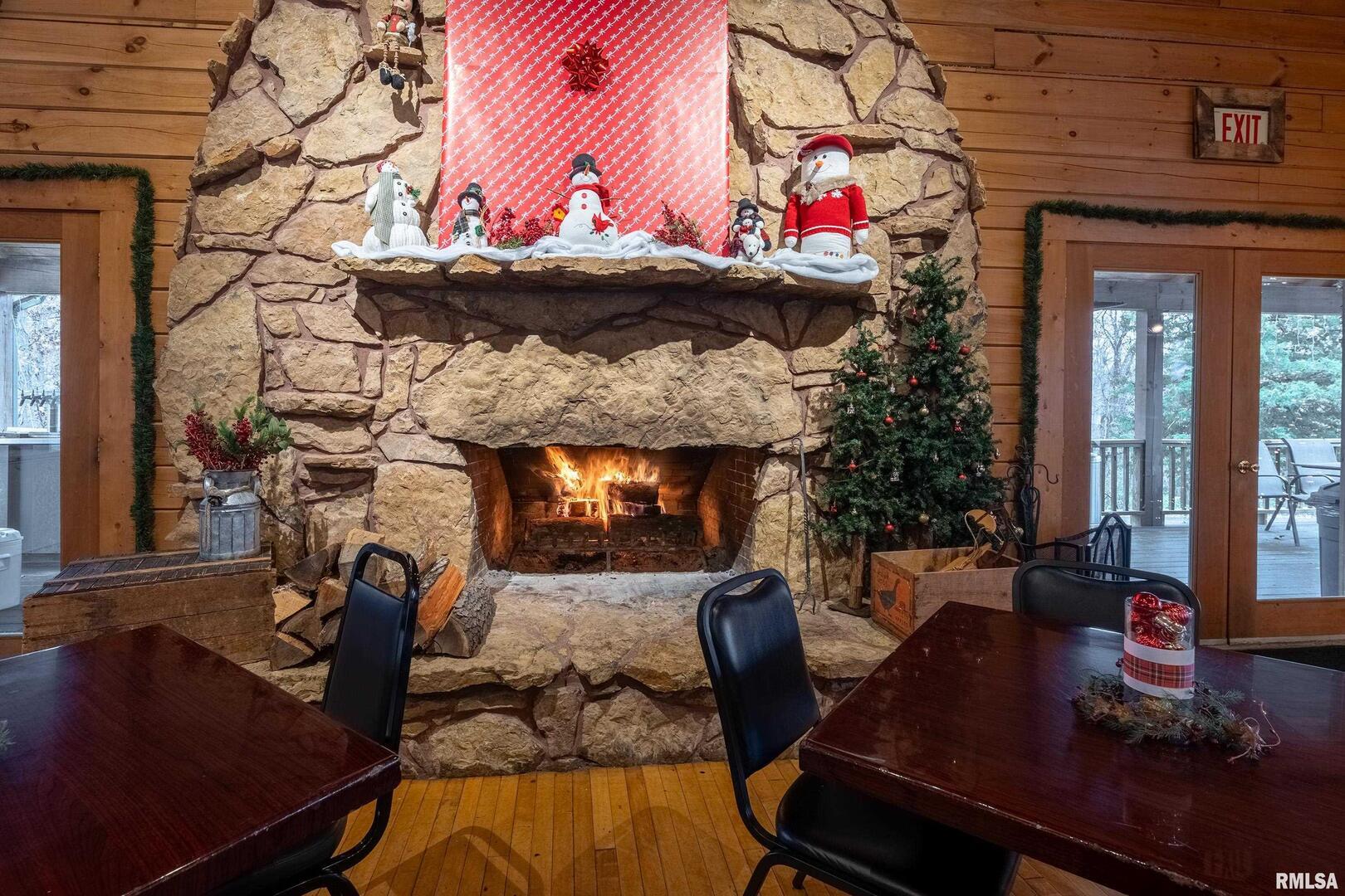 main property photo 20
