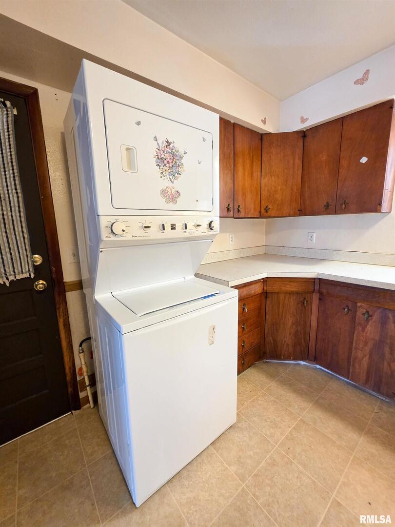 main property photo 79