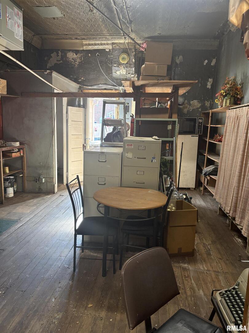 main property photo 7