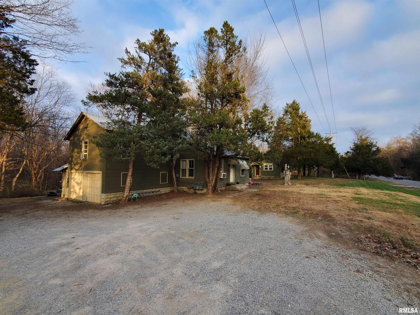 main property photo 5
