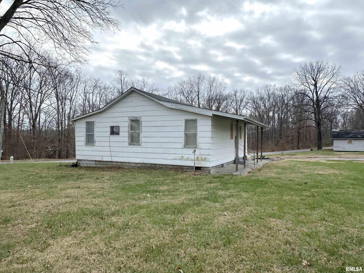main property photo 4