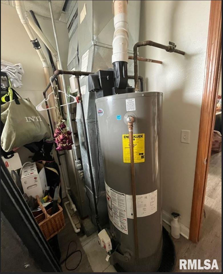 main property photo 19