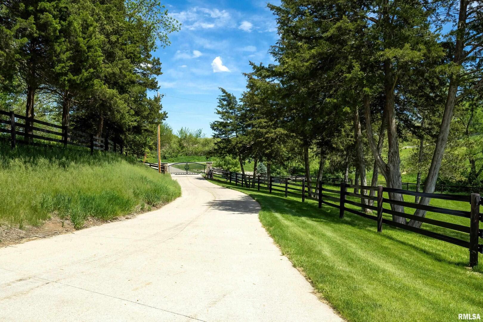 main property photo 39
