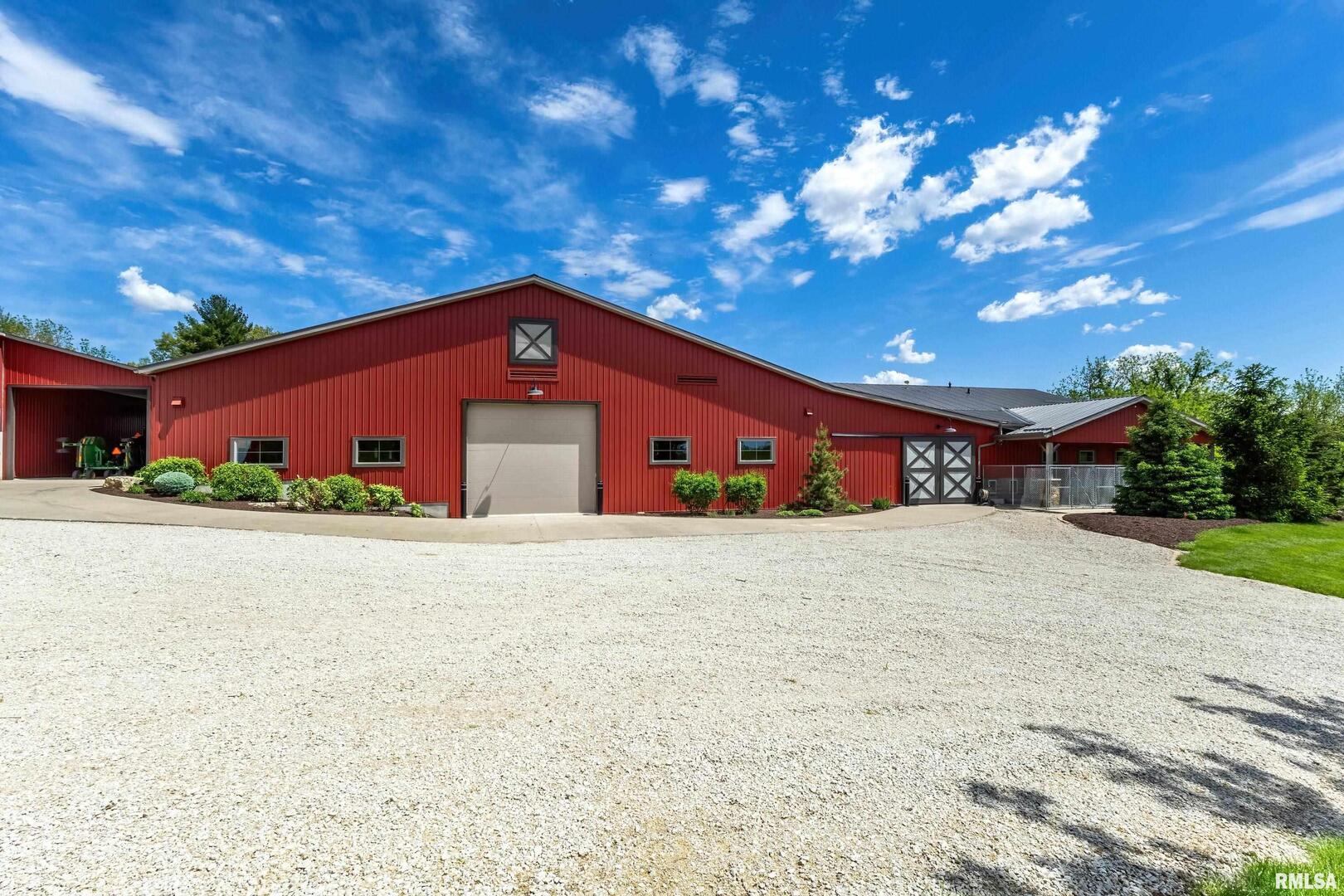 main property photo 45