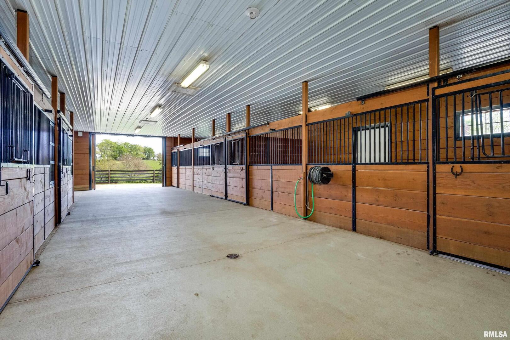 main property photo 59