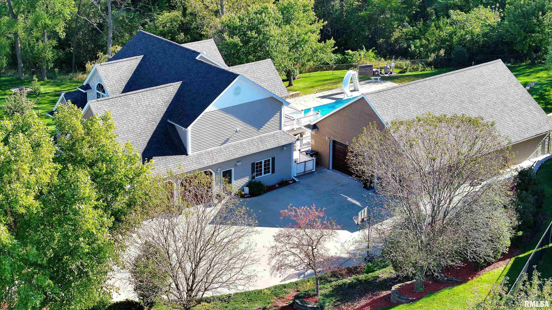 main property photo 51