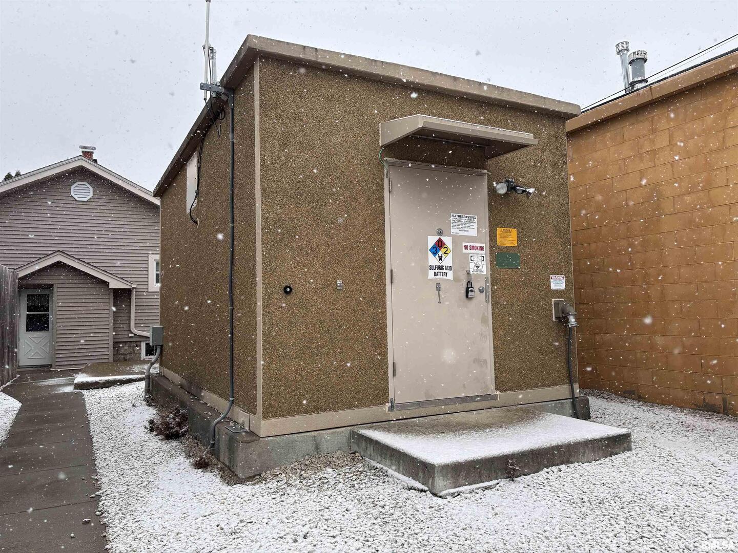 main property photo 14