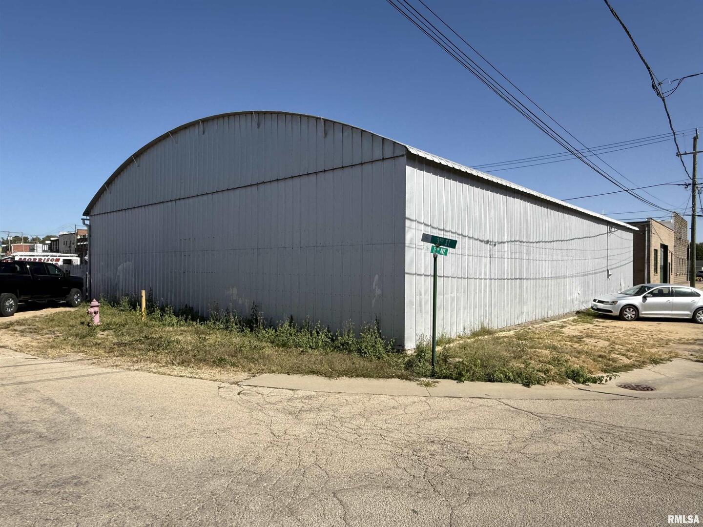 main property photo 3