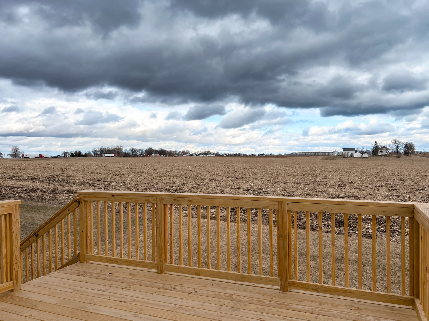 main property photo 37