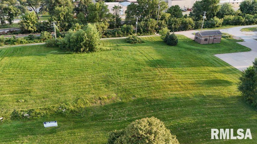 main property photo 10