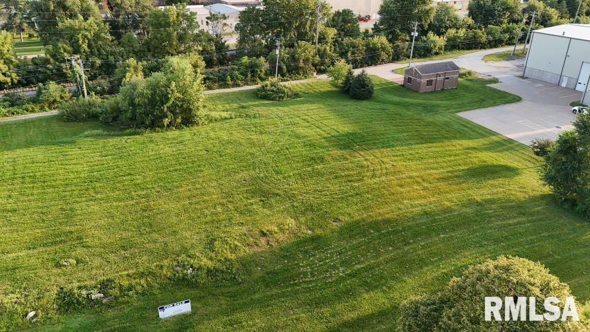 main property photo 11