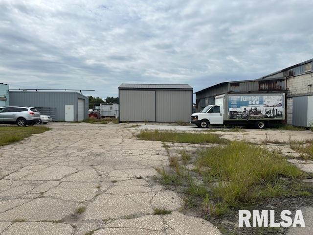 main property photo 16