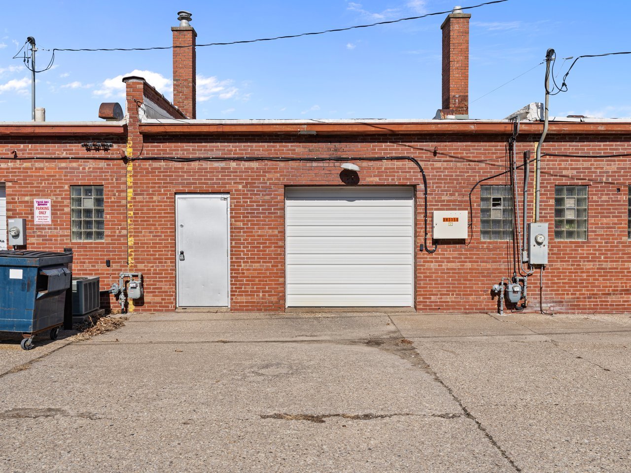 main property photo 10
