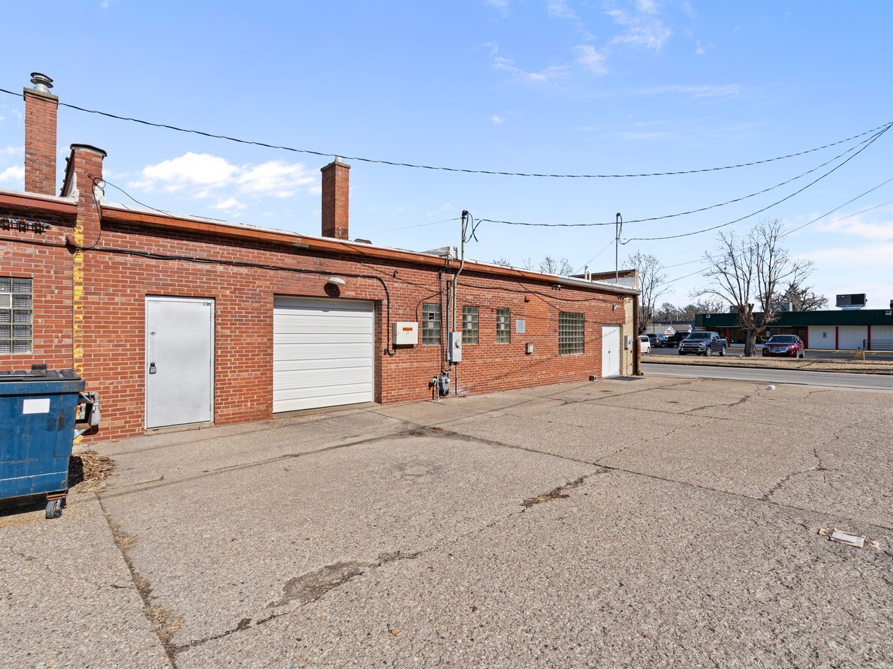 main property photo 11