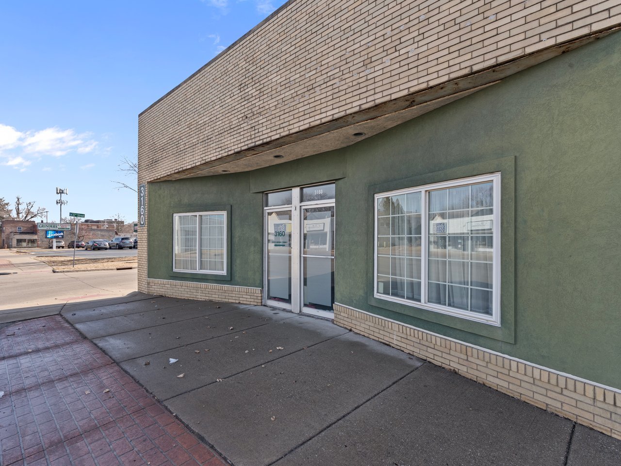 main property photo 38