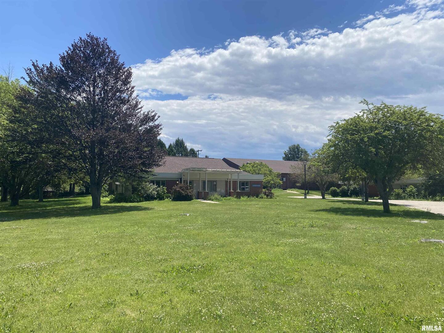 main property photo 19
