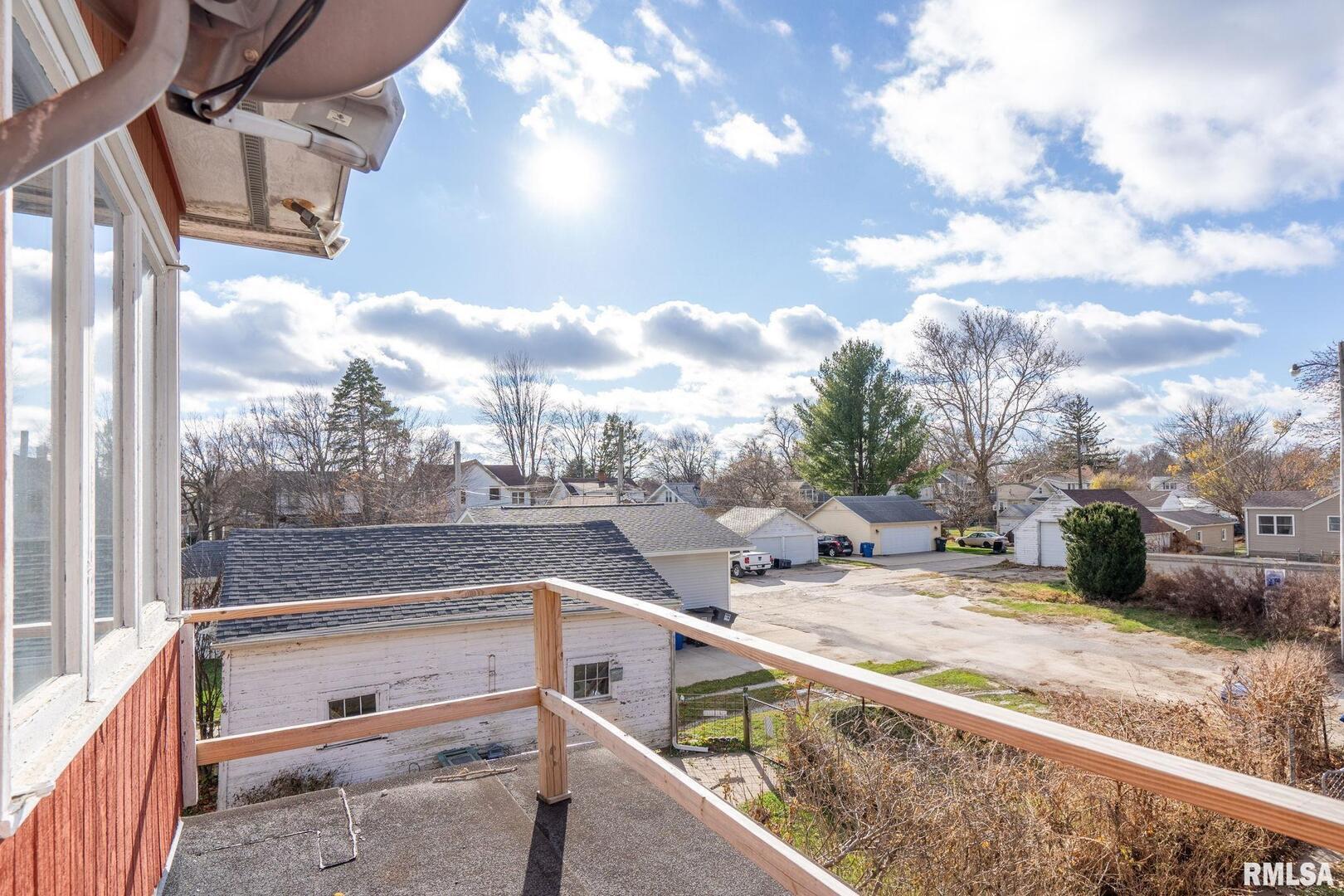 main property photo 28