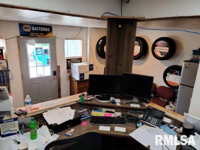 main property photo 8