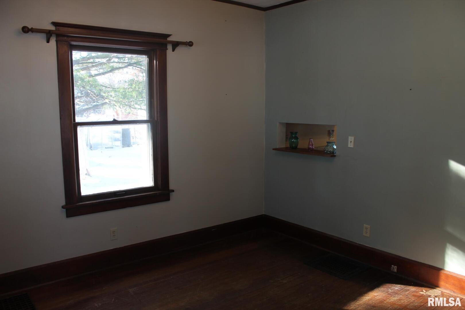 property viewer photo 13