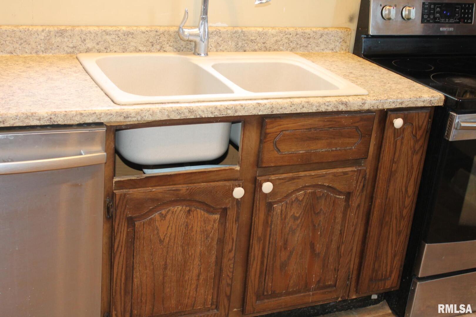 property viewer photo 17