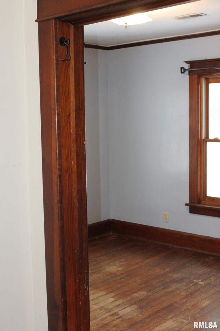 property viewer photo 26