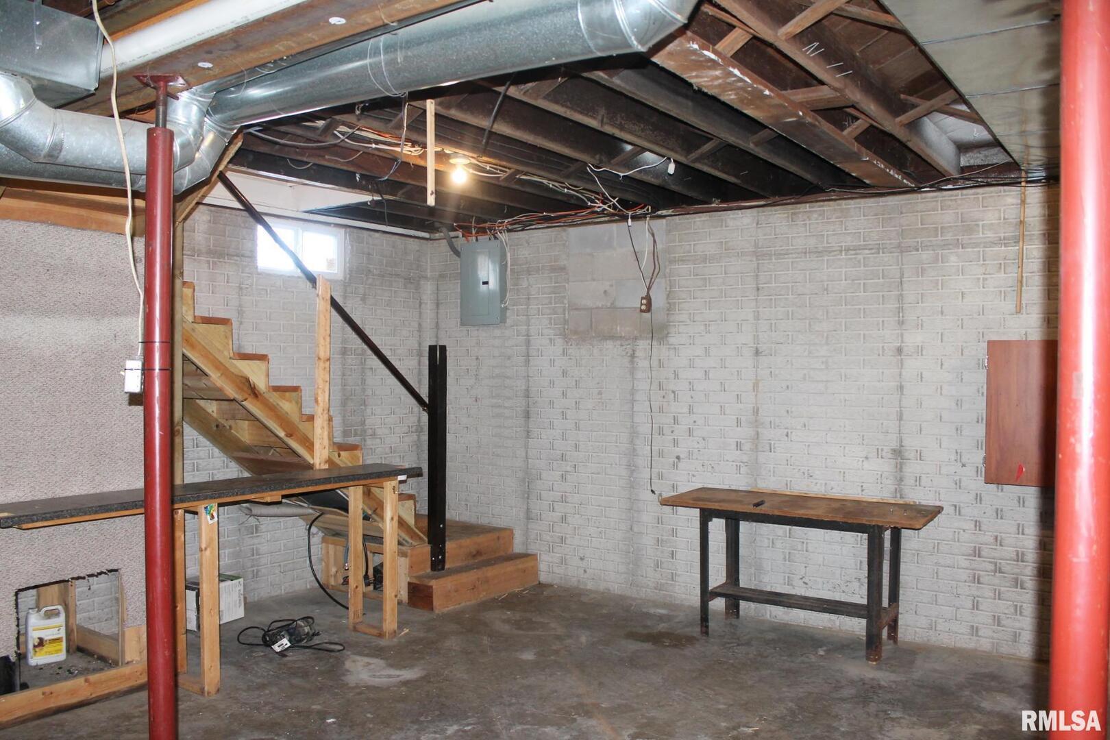 property viewer photo 57