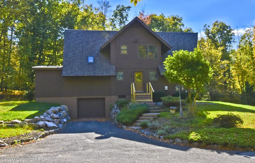 5406 Cherry Valley Rd, Saylorsburg, PA 18353