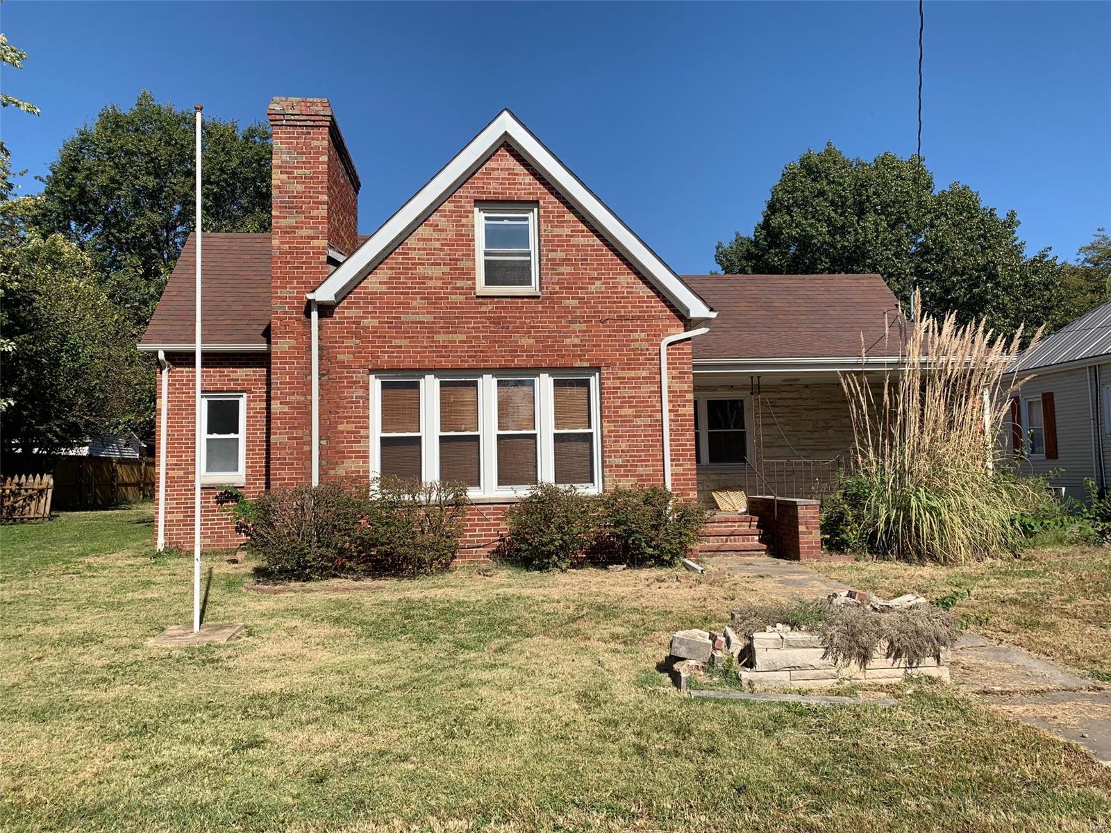 207 West Vine St, Coulterville, IL 62237